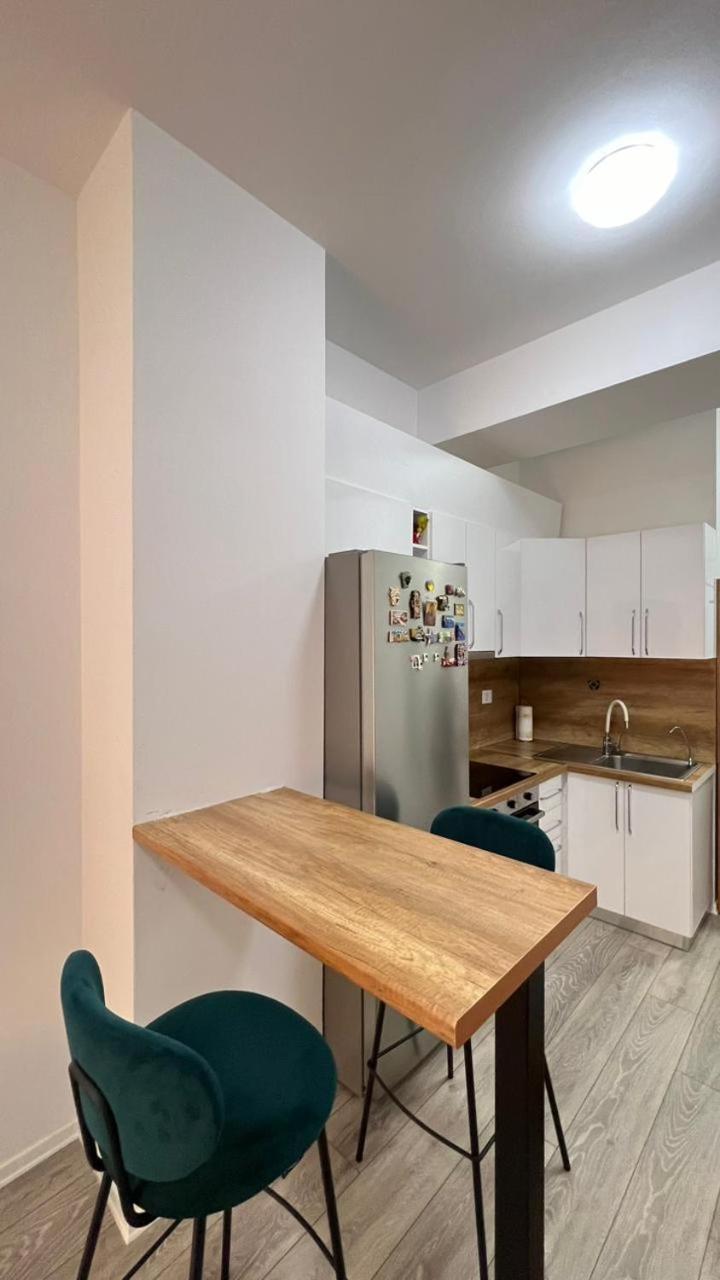 Ak Apartments Тирана Екстер'єр фото